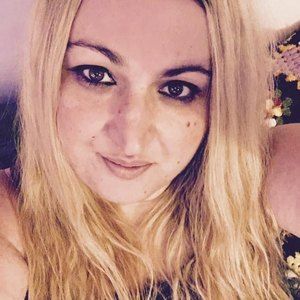 Meet your Posher, Ella